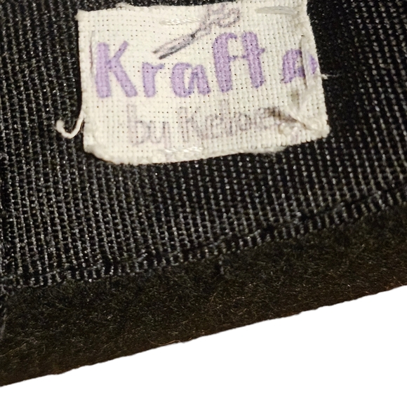 Krafts by Kelly set of 2 womens hats euc - Picture 12 of 15